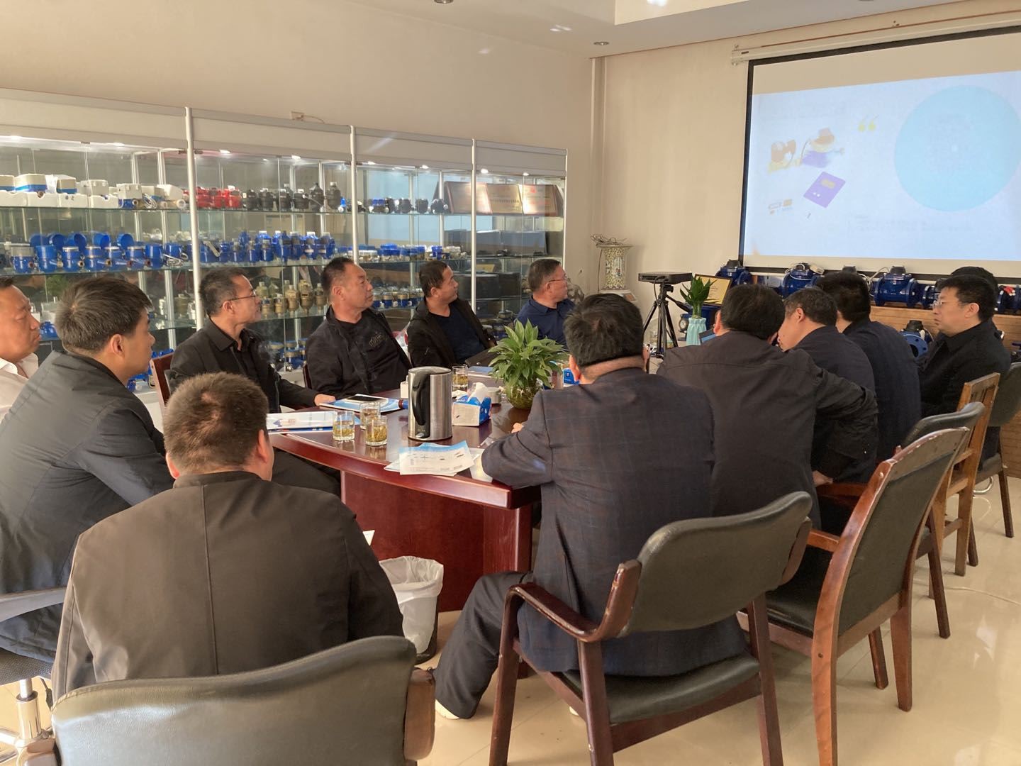 pārbaudes grupa no Ķīnas ziemeļu daļas